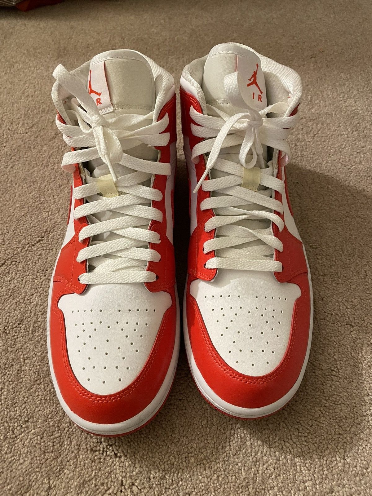 habanero jordan 1 mid