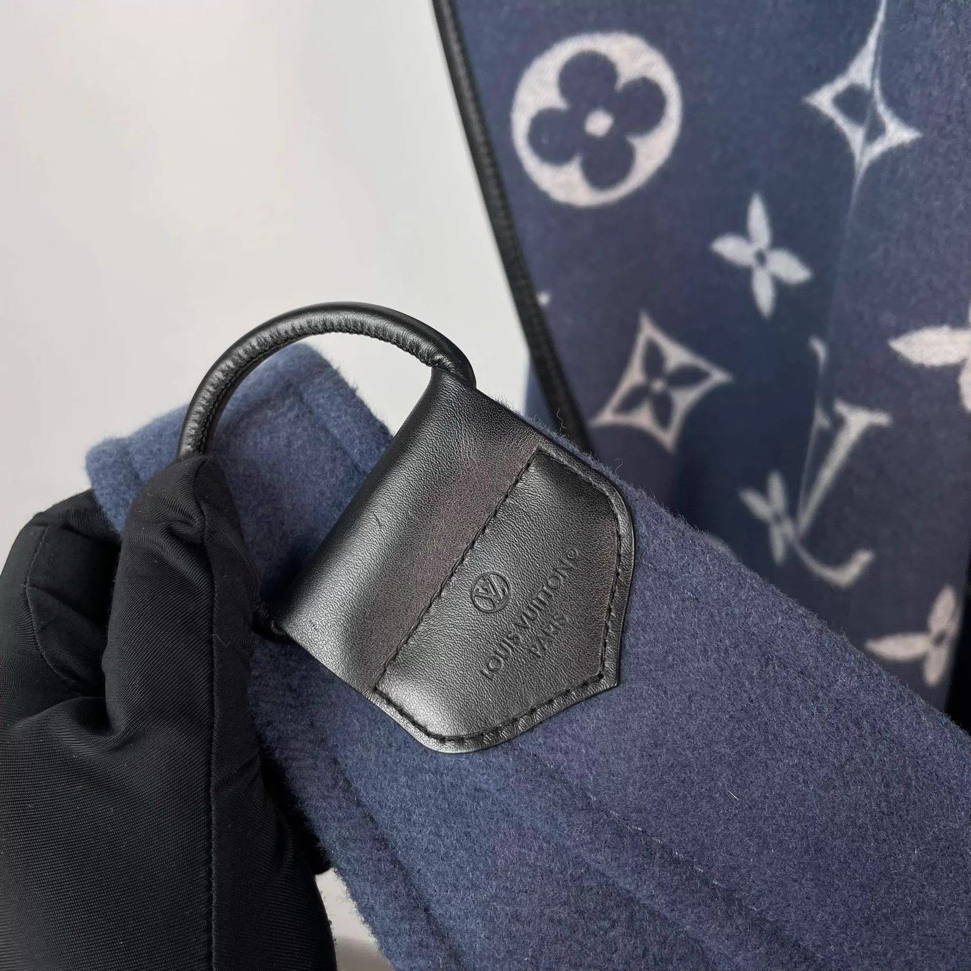 Louis Vuitton LV blue wool hooded jacket tagged Size XS / US 0-2 / IT 36-38 - 9 Thumbnail