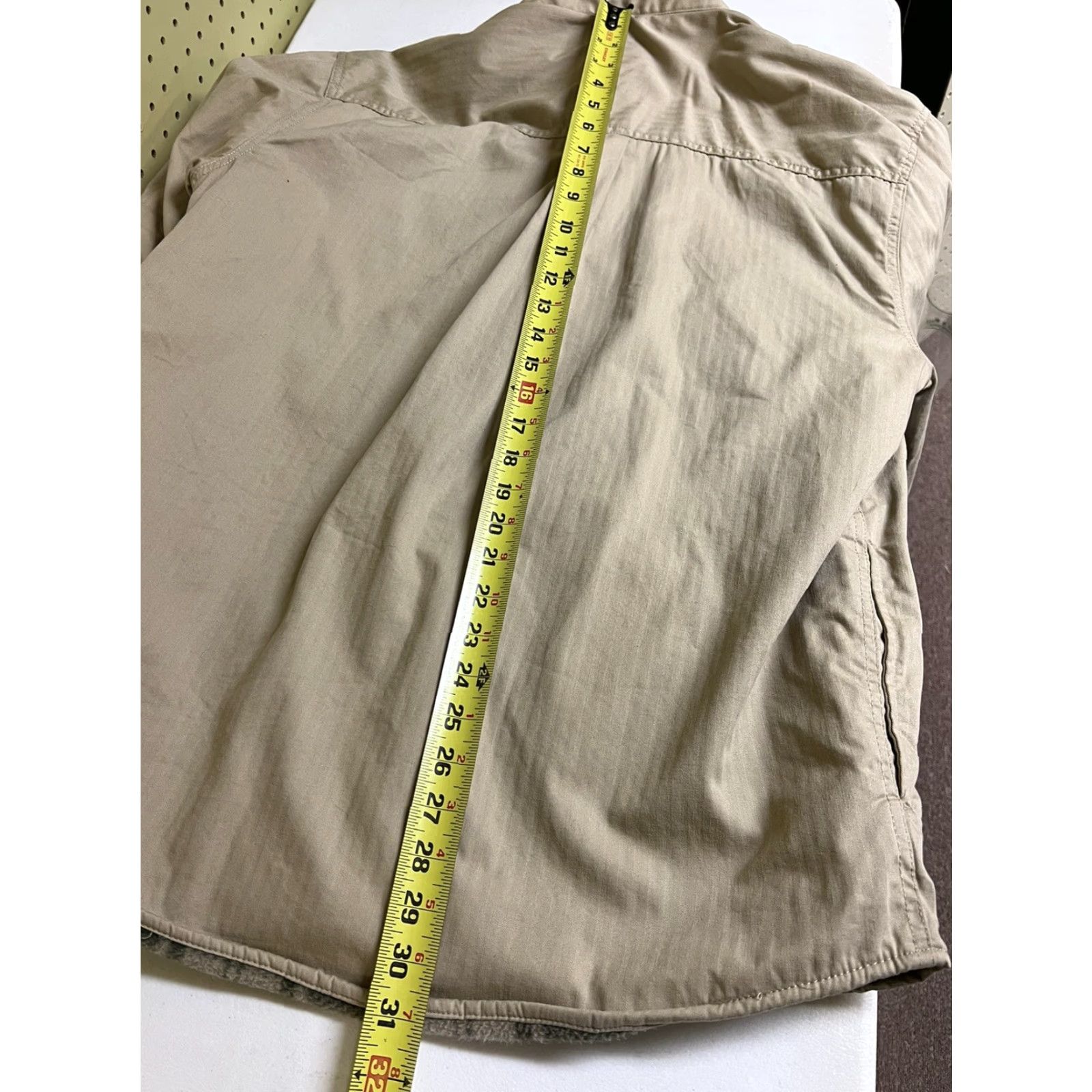 Chaps Chaps Shirt Jacket Men’s L Fleece Lined 4 Pockets Tan Khaki Work Shirt Jacket Mens Casual Outdoor Parka Style Shirt Jacket Size US L / EU 52-54 / 3 - 6 Thumbnail