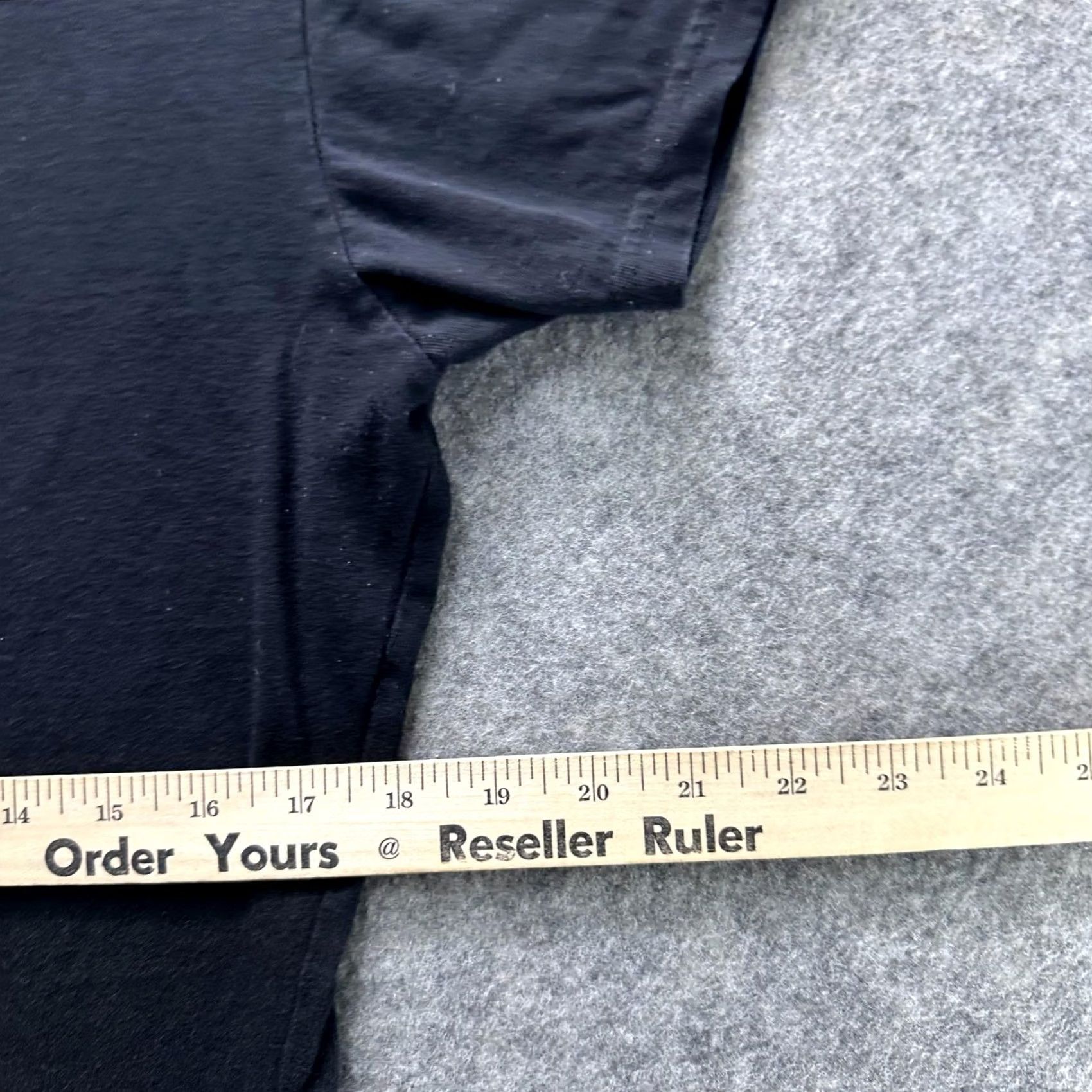 Vintage VINTAGE Missouri Tigers Russell Shirt Mens XL Black Graphic Crewneck Cotton Jersey Size US XL / EU 56 / 4 - 7 Thumbnail