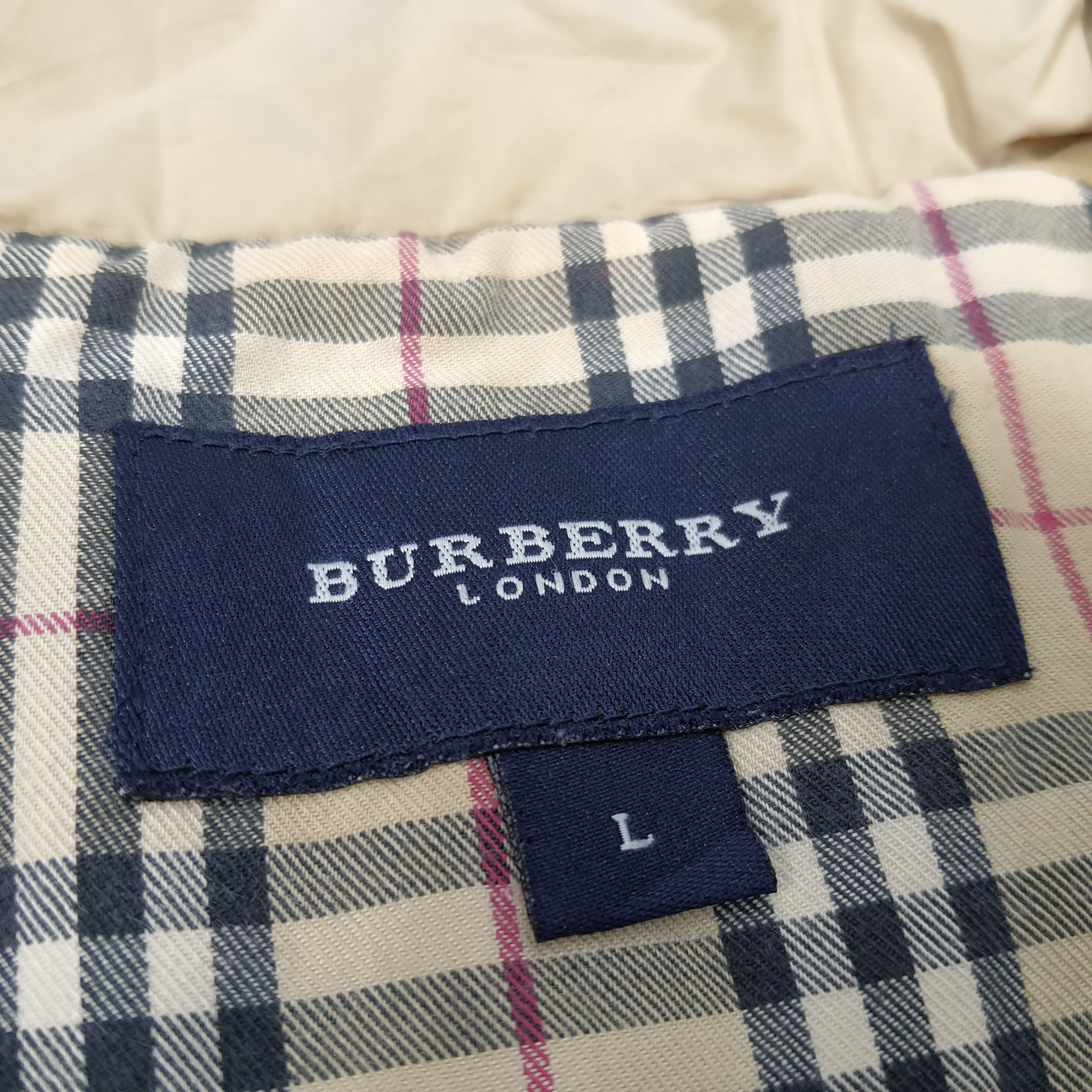 Burberry Vintage Burberry London Custom Spell Out Jacket Size US M / EU 48-50 / 2 - 4 Thumbnail