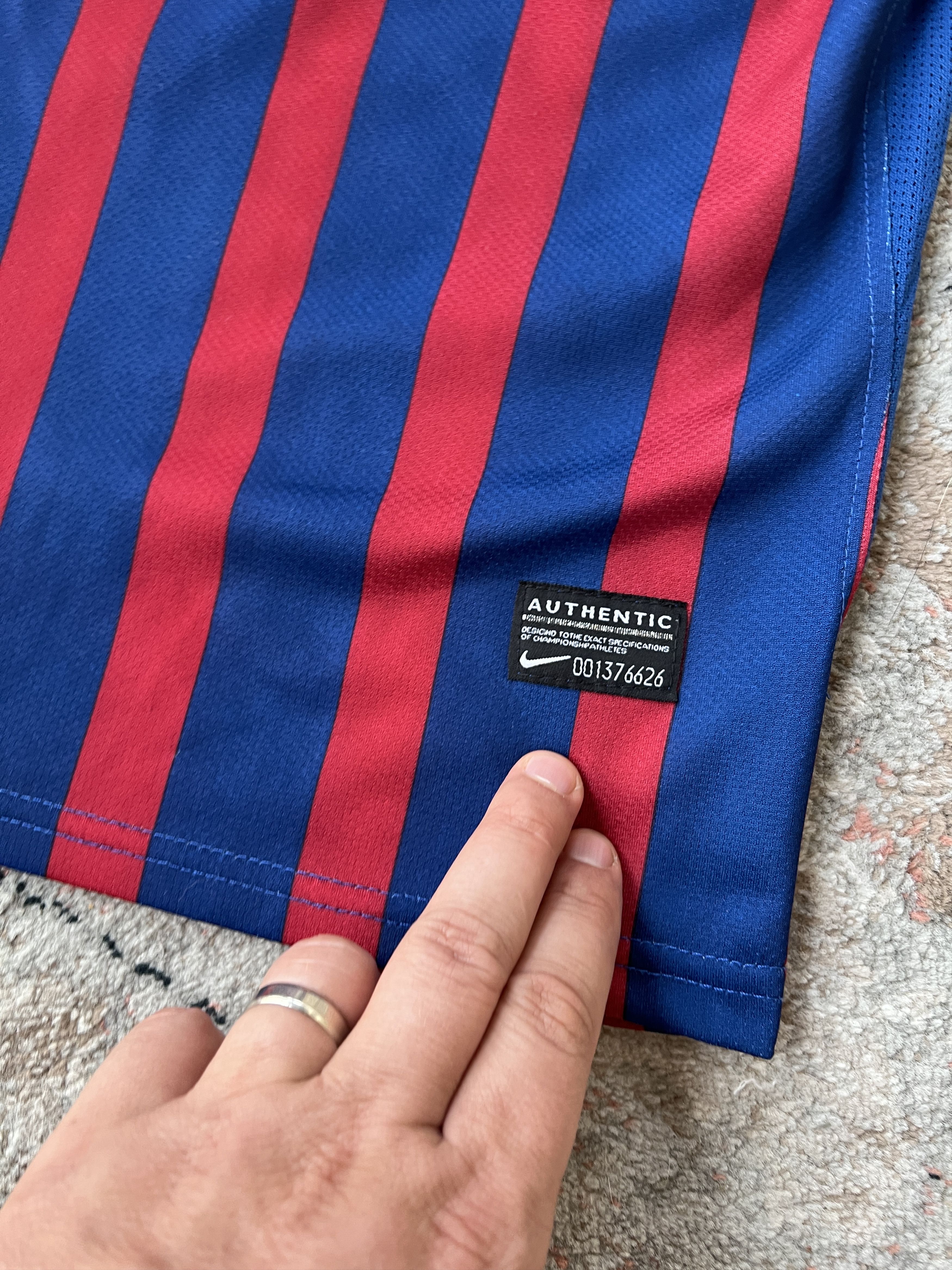 Nike Nike FC Barcelona Messi 10 Jersey Size US M / EU 48-50 / 2 - 3 Thumbnail