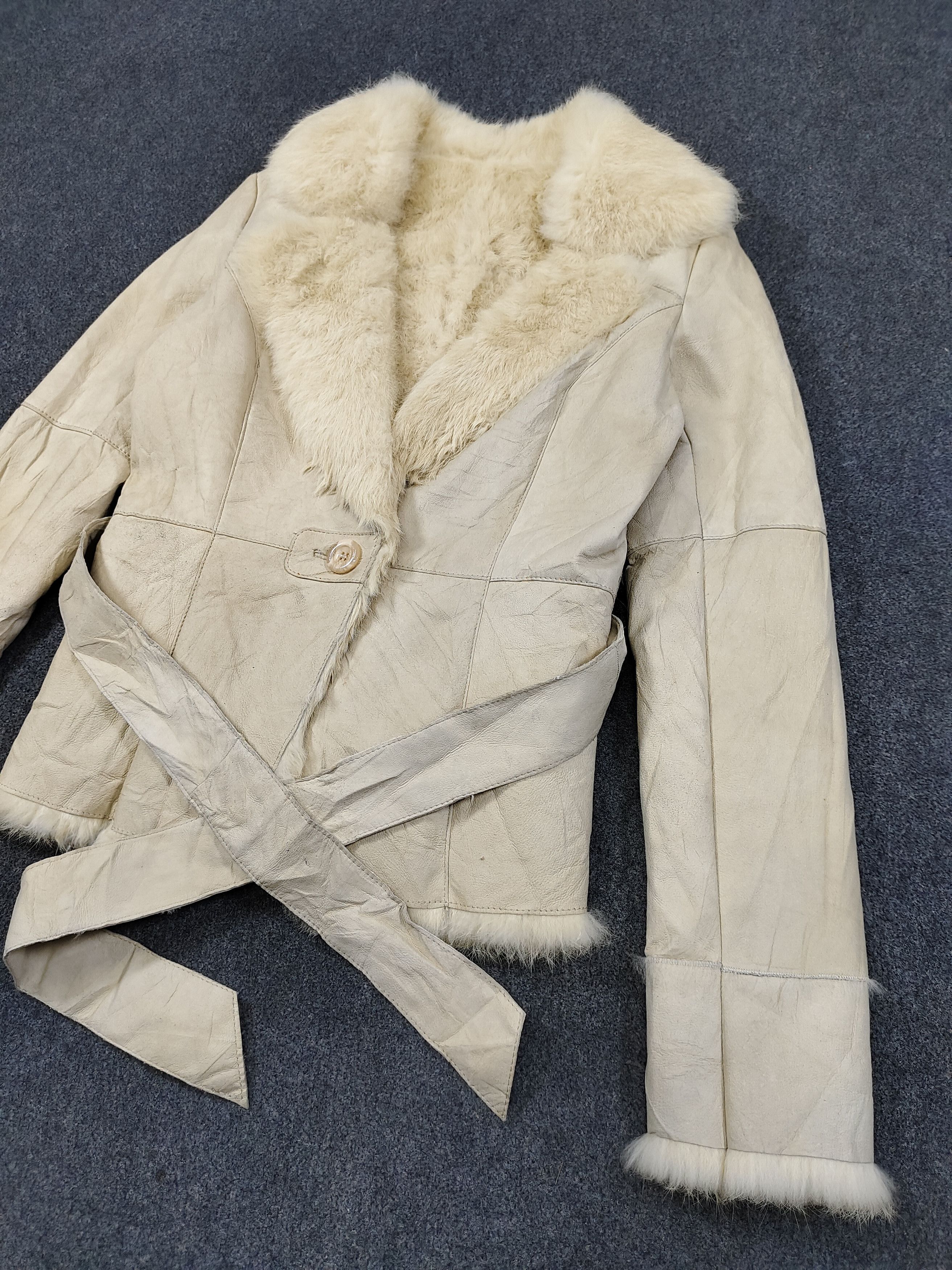 Japanese Brand 2000s Au Petit Matin🇯🇵 Boutique Belted Rabbit Fur Leather Size M / US 6-8 / IT 42-44 - 8 Thumbnail