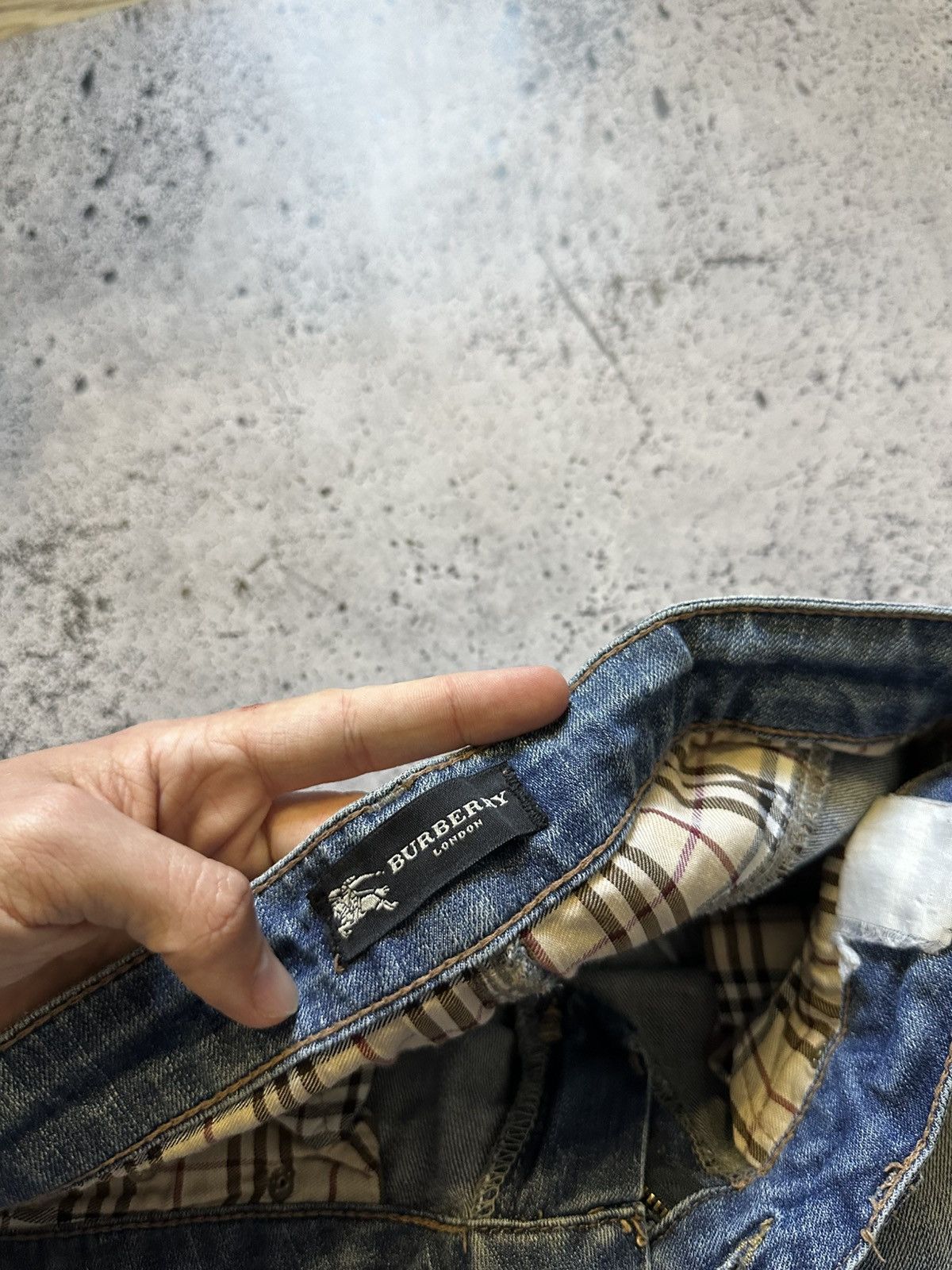 Burberry × Vintage Vintage Burberry London Denim Jeans Low Landing Y2K USA Size US 32 / EU 48 - 7 Thumbnail