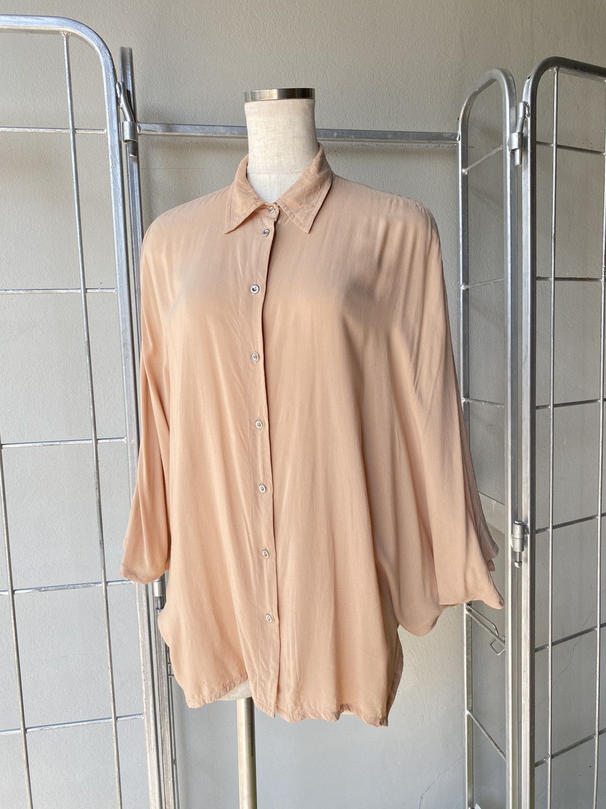 Diesel DIESEL Beige Oversized Button-Up Shirt Size M / US 6-8 / IT 42-44 - 1 Thumbnail