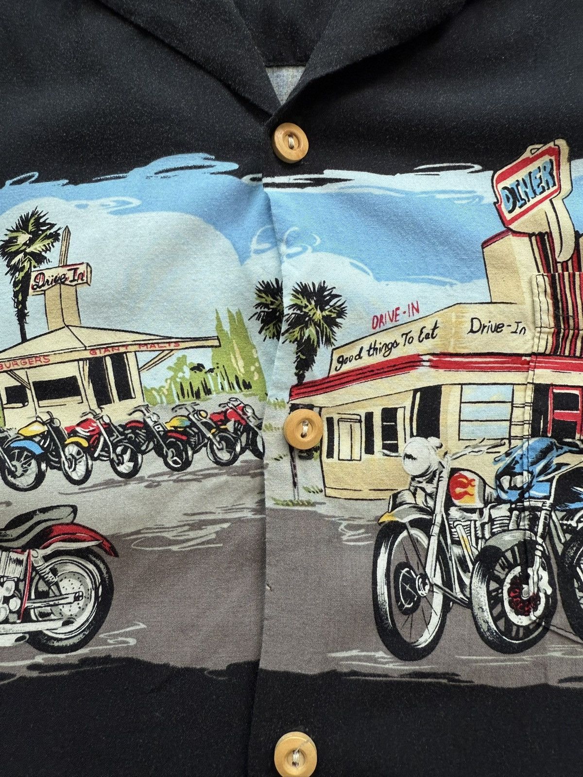 Paradise Found Retro Diner and Motorcycles Button Up Hawaiian Shirt Size US L / EU 52-54 / 3 - 3 Thumbnail