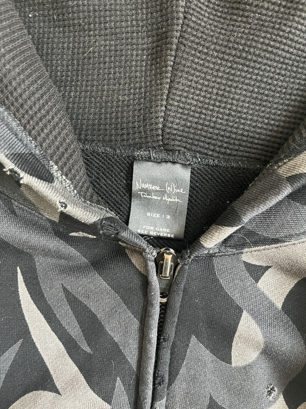 Number (N)ine Number nine aw04 tribal zip up Size US L / EU 52-54 / 3 - 5 Thumbnail