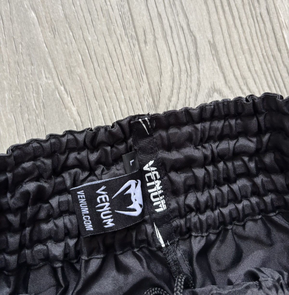 Japanese Brand × Vintage Muay Thai Venum Boxing Shorts Y2K Size US 32 / EU 48 - 2 Thumbnail