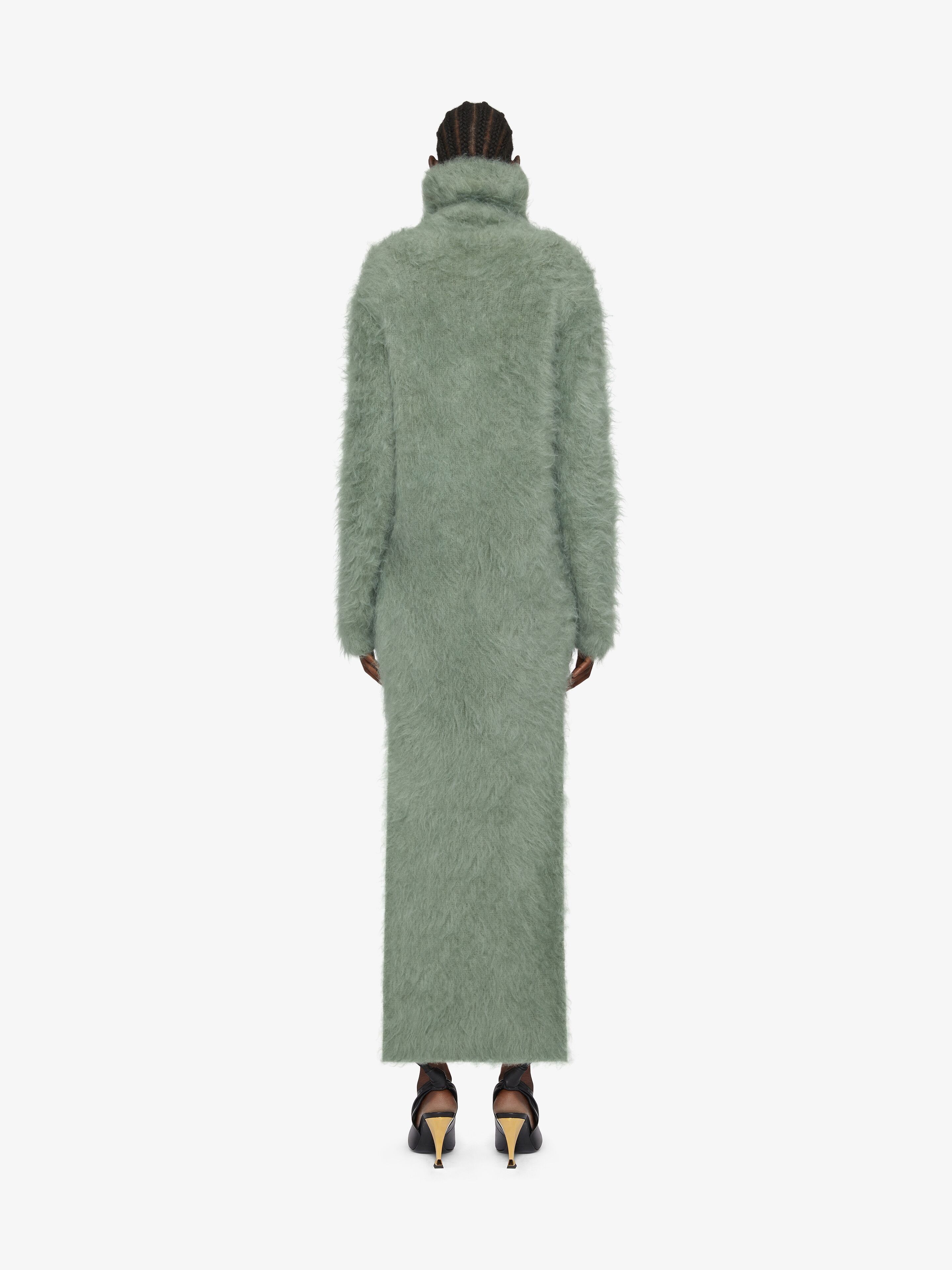 Givenchy o1w1db10825 High Neck Sweater With Calf Length Back Green Size XS / US 0-2 / IT 36-38 - 4 Thumbnail