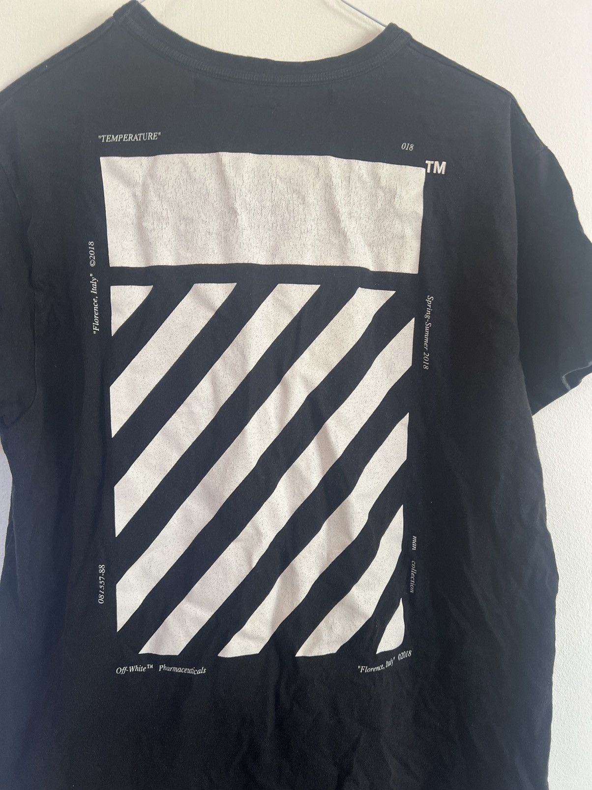 Off-White Off white temperature TEE Size US S / EU 44-46 / 1 - 8 Thumbnail