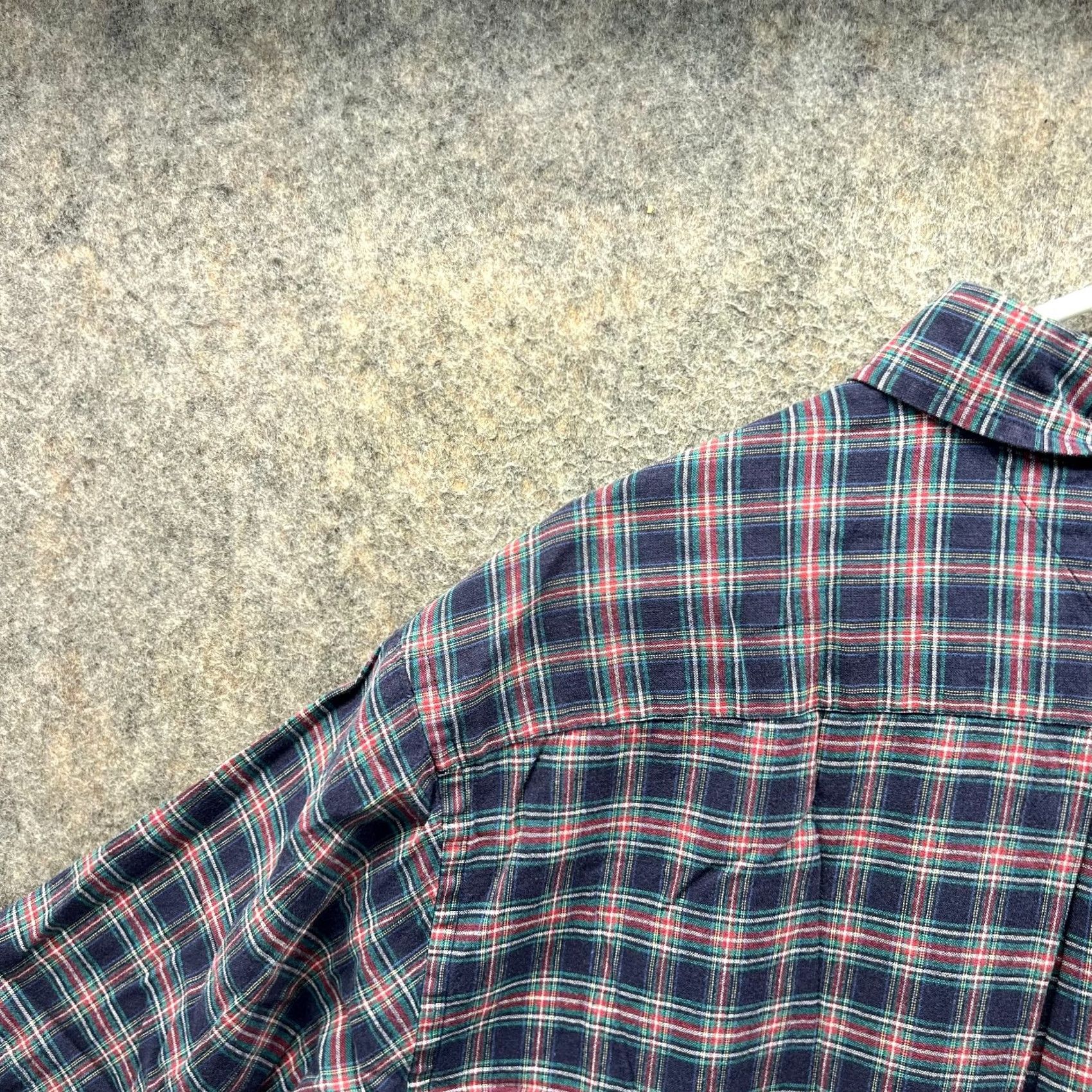 Tommy Hilfiger VINTAGE Tommy Hilfiger Shirt Mens Large Blue Button-Down Plaid Short Sleeve Preppy Pattern: Plaid Size US L / EU 52-54 / 3 - 5 Thumbnail