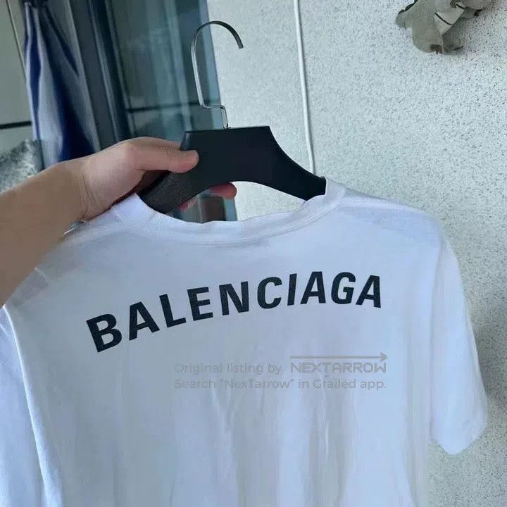 Balenciaga Balenciaga Back Logo Short Sleeve T-Shirt Size US S / EU 44-46 / 1 - 4 Thumbnail