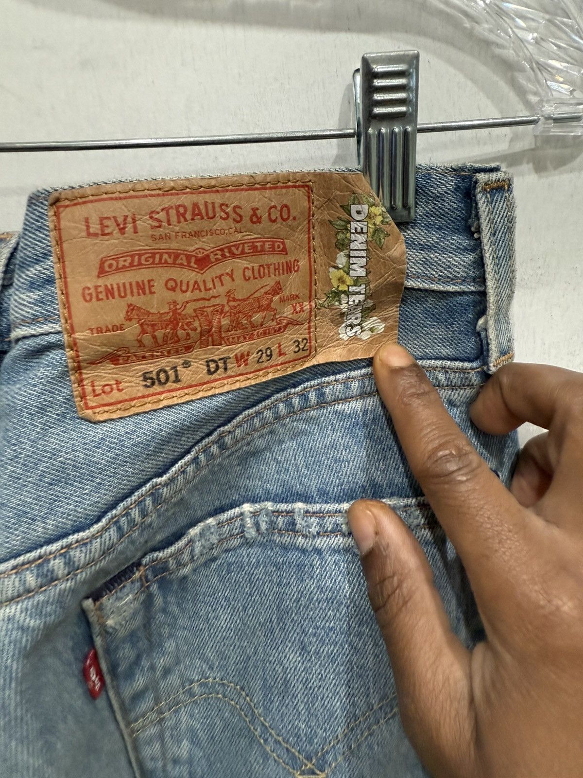 DENIM TEARS × Virgil Abloh Virgil Abloh Denim Tears 'Message in a Tear' Size US 29 - 16 Thumbnail
