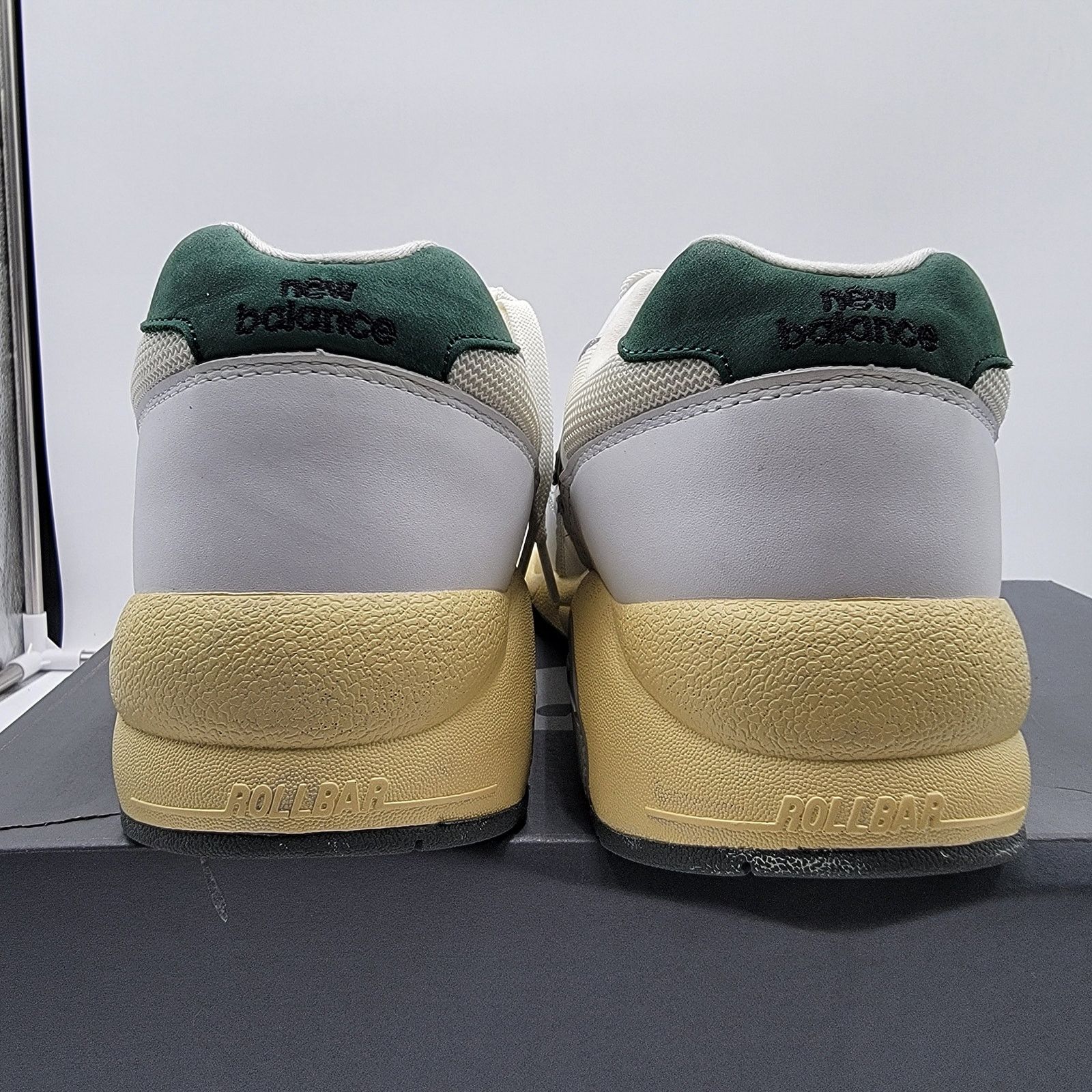New Balance New Balance 580 'White Nightwatch Green' Sz 14 MT580RCA Size US 14 / EU 47 - 3 Thumbnail
