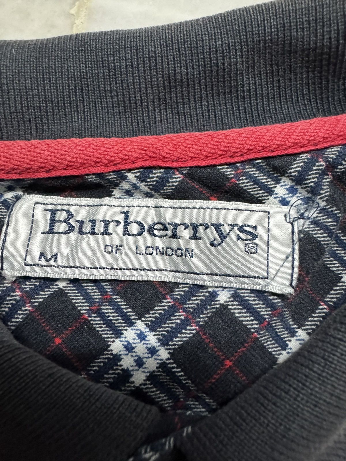 Burberry VINTAGE 1990s Burberry Novacheck Plaid Coller Ringer Size US M / EU 48-50 / 2 - 7 Thumbnail