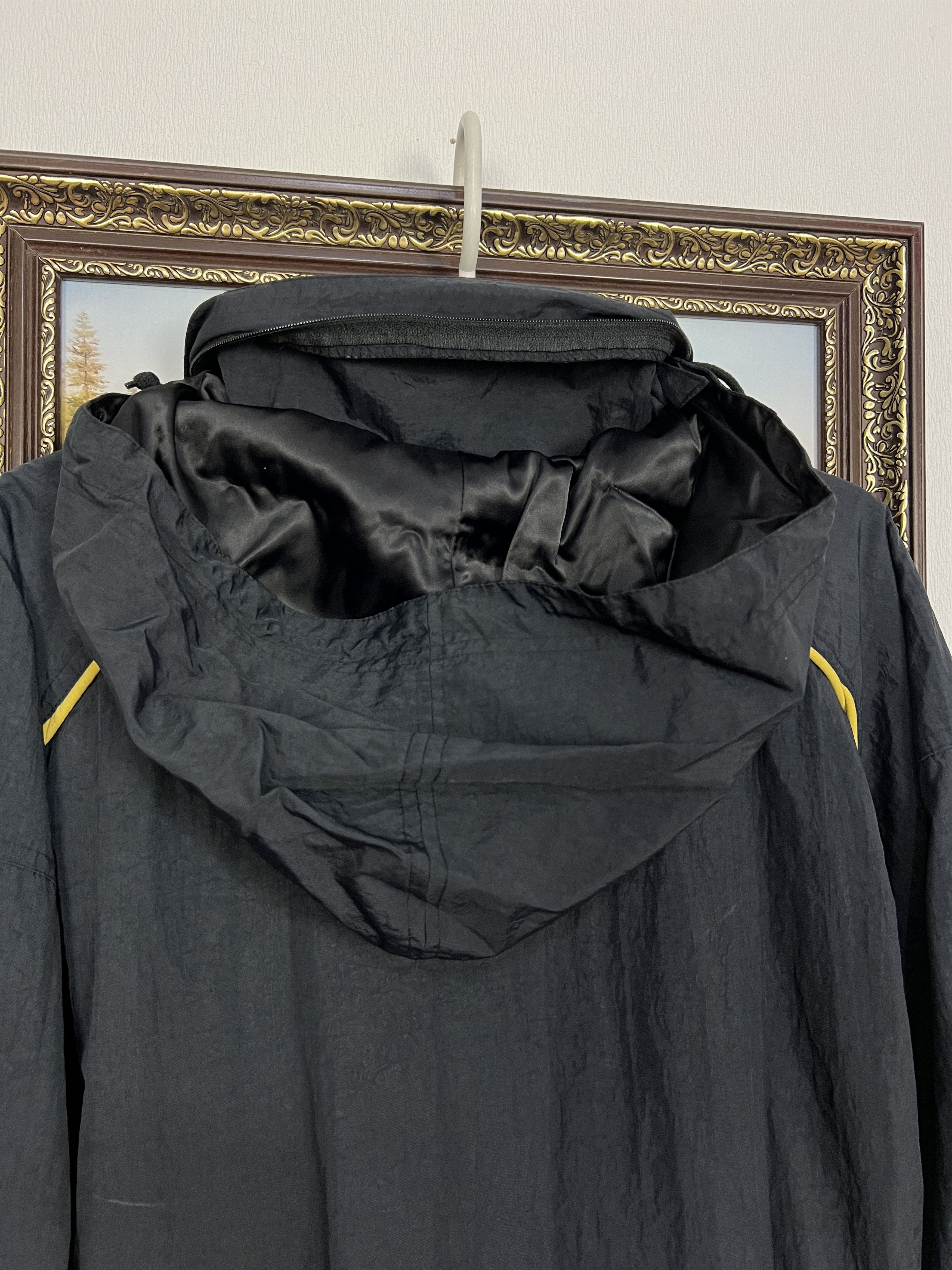 Nike Vintage Borussia Dortmund Football Jacket Soccer Long Bomber Size US L / EU 52-54 / 3 - 10 Thumbnail