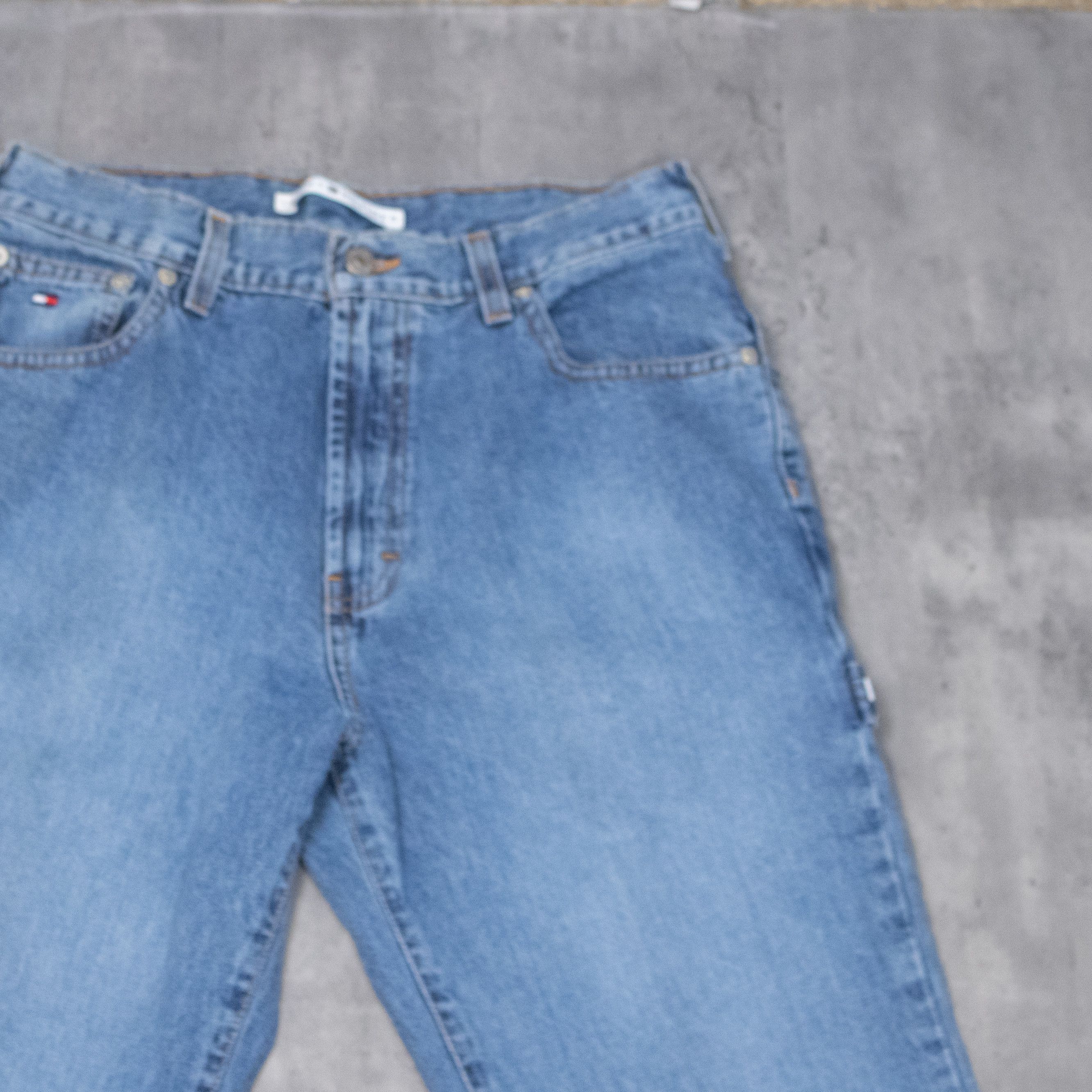 Tommy Hilfiger Vintage 90's Tommy Hilfiger Baggy Relax Wide Denim Pant's Size US 28 / EU 44 - 7 Thumbnail