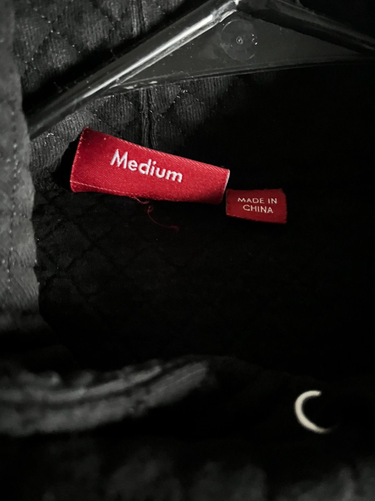 Supreme Supreme Black hoodie with silver Plate Logo Size US M / EU 48-50 / 2 - 5 Thumbnail