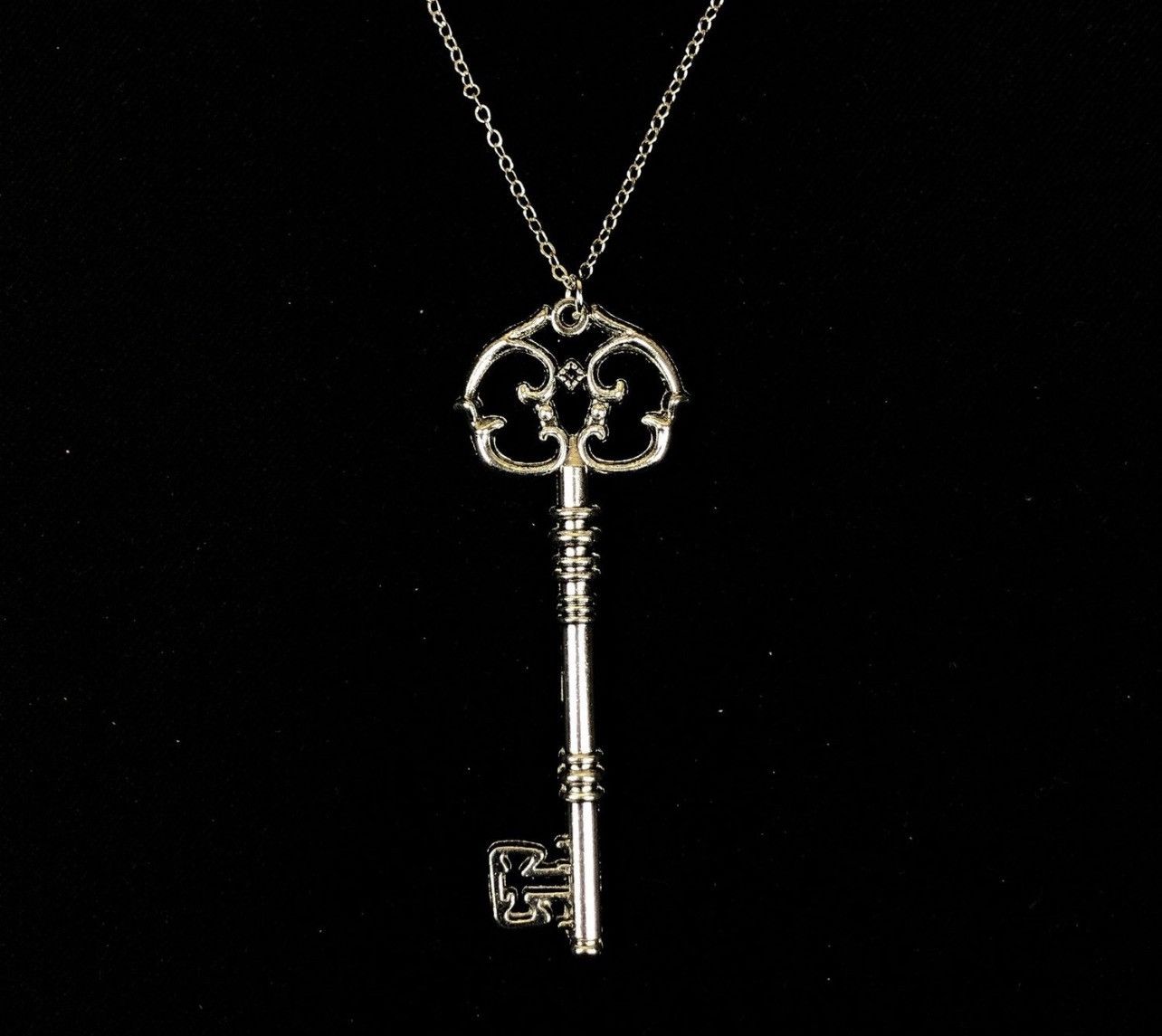 Jewelry Gothic Key Pendant Necklace Size ONE SIZE - 3 Thumbnail
