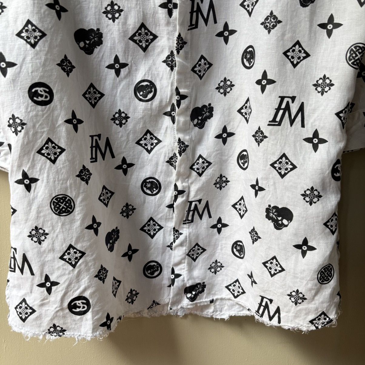 FranCisT MOR.K.S Francist Morks LV Monogram Pattern White Shirts Size US L / EU 52-54 / 3 - 3 Thumbnail