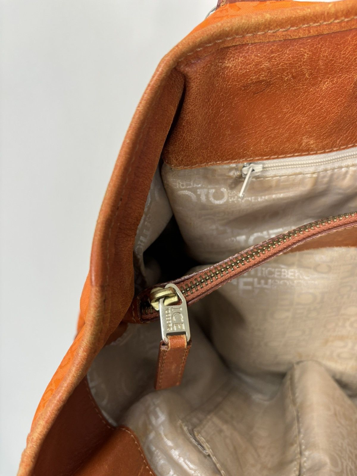 Iceberg Iceberg Vintage Designer Rare Orange Canvas Leather Tote Bag Size ONE SIZE - 19 Thumbnail