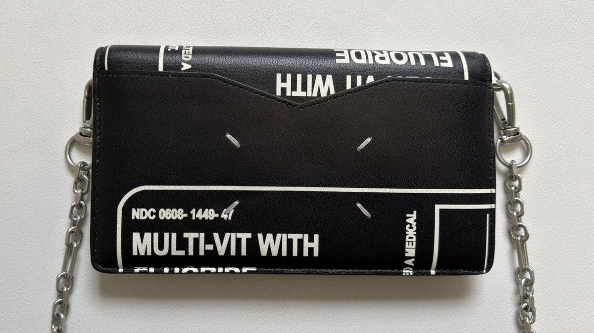 Maison Margiela A/W 18 ‘Vitamin Supplements’ Print Mini Hand Bag Size ONE SIZE - 20 Thumbnail
