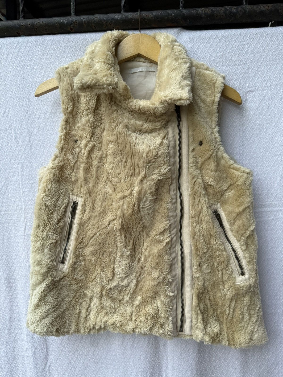 Hysteric Glamour Retro Girl Fur Vest Zipper Ifsixwasnine Style Size US M / EU 48-50 / 2 - 1 Thumbnail