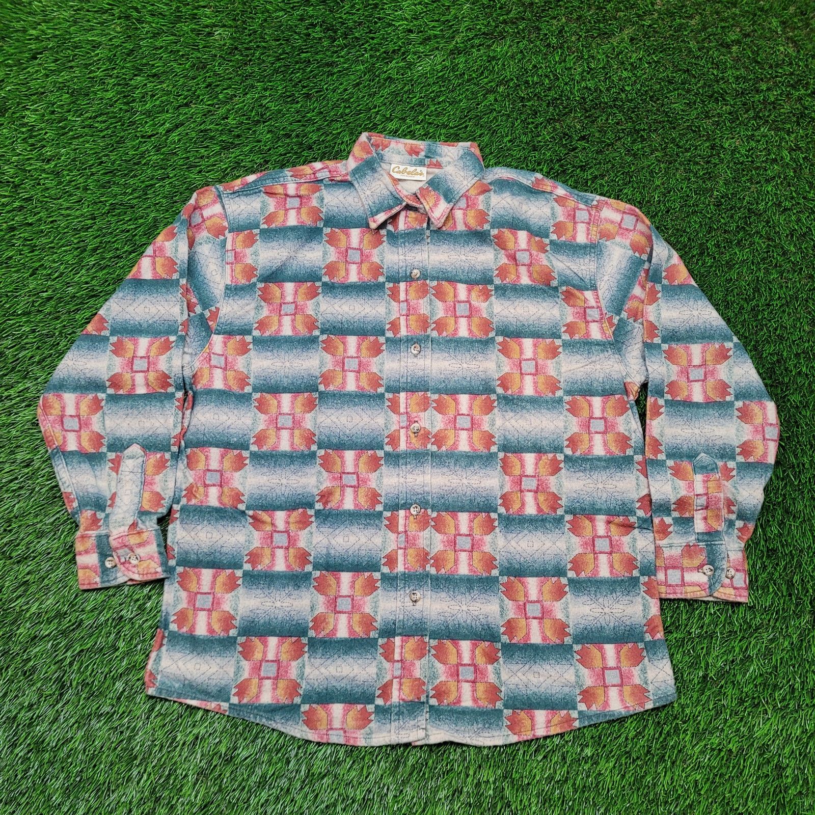 Cabelas VTG Cabela's Aztec Flannel Shirt Womens XL Oversized Chamois Size XL / US 12-14 / IT 48-50 - 1 Thumbnail