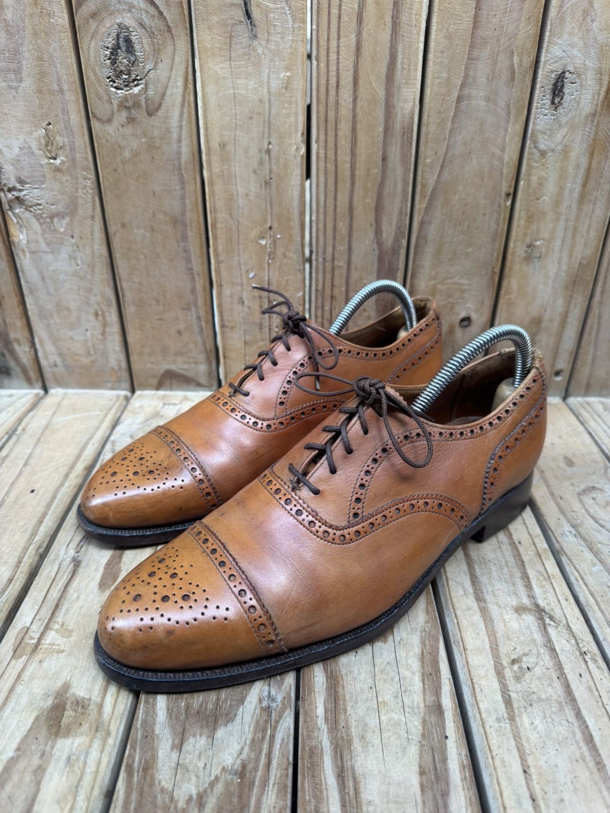 Crockett & Jones Crockett & Jones x Barneys Newyork Men’s dress shoes US 9.5D Size US 9.5 / EU 42-43 - 24 Thumbnail