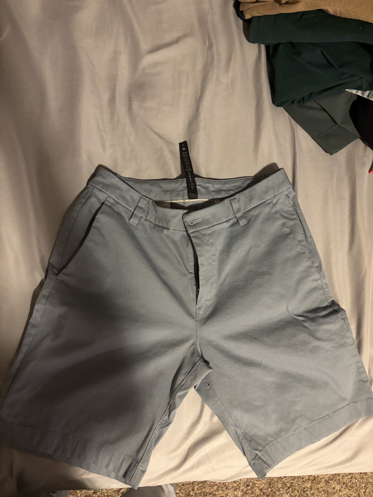 Lululemon Lululemon Blue Short Size 31 Size US 31 - 1 Thumbnail
