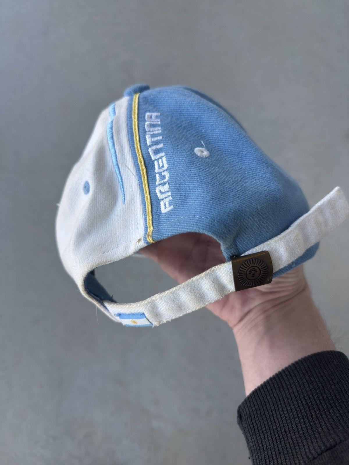 Vintage Vintage Y2K Argentina Soccer Hat Size ONE SIZE - 3 Thumbnail