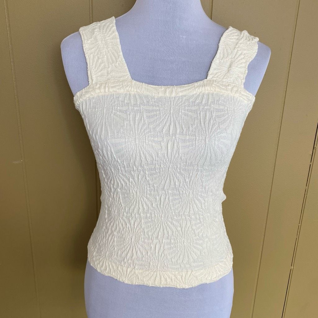 Other Women XS floral textured wide strap tank top cream color Size XS / US 0-2 / IT 36-38 - 1 Thumbnail