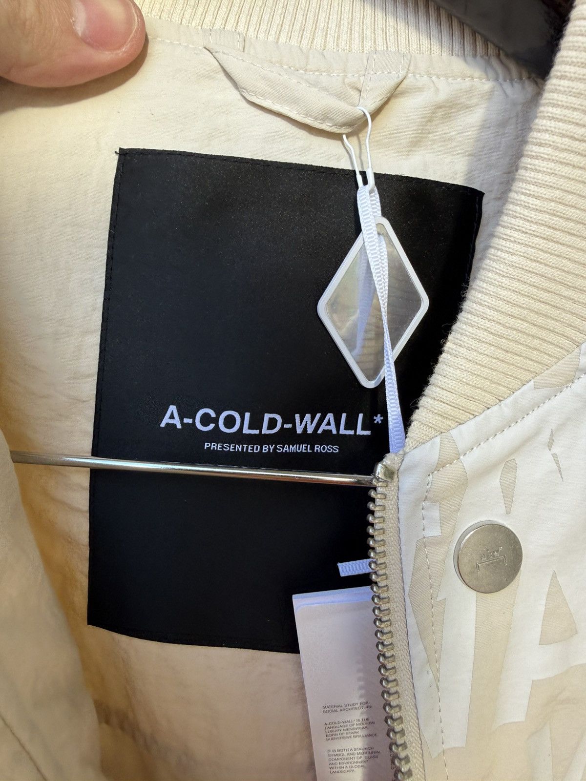 A-COLD-WALL* A-COLD-WALL* Beige Imprint Bomber Jacket Size US L / EU 52-54 / 3 - 8 Thumbnail