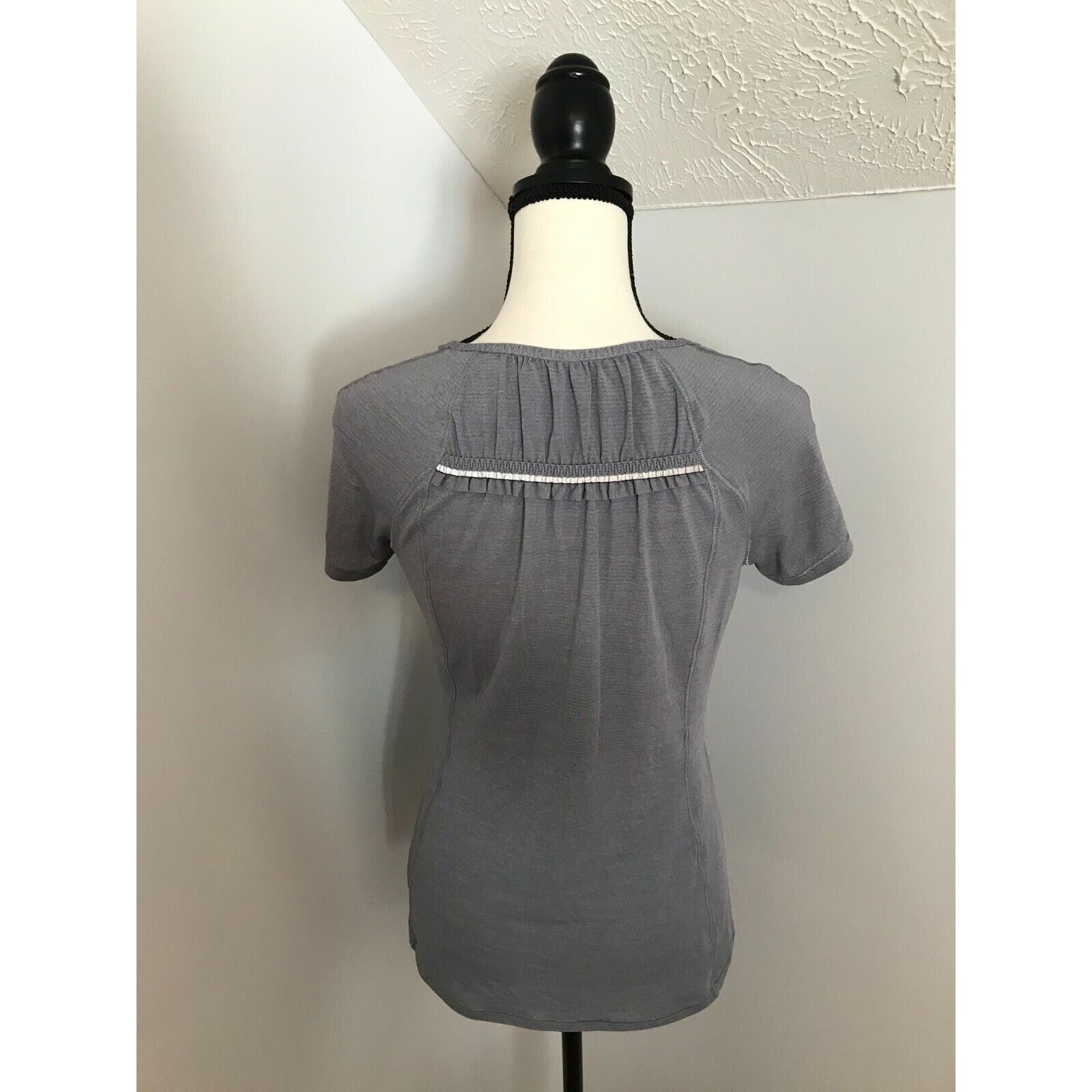 Lululemon Lululemon Run: Wild S/S Tech Heathered Fossil Reflective Size M / US 6-8 / IT 42-44 - 4 Thumbnail