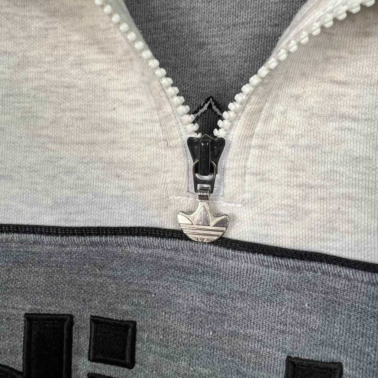 Adidas Vintage ADIDAS Big Logo Half Zipper Sweater #4028-C183 Size US L / EU 52-54 / 3 - 10 Thumbnail