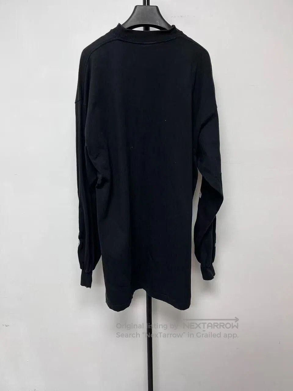 Balenciaga Balenciaga Black Long Sleeve T. Size XS / US 0-2 / IT 36-38 - 2 Thumbnail