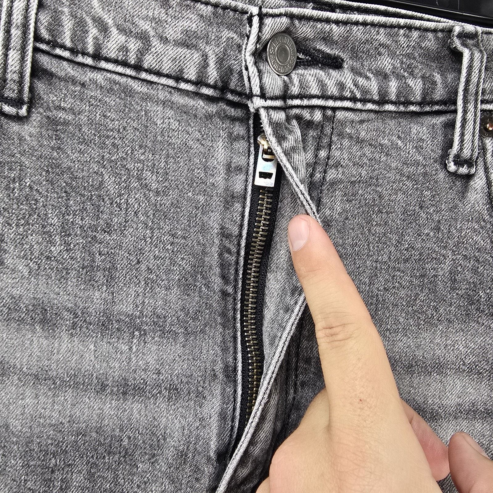 Levi's Levis 502 Jeans Mens 38x30 Black Faded Denim Tapered Fit Size US 38 / EU 54 - 3 Thumbnail