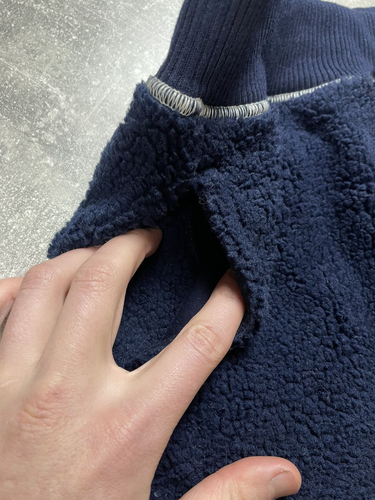 JW Anderson × Japanese Brand × Uniqlo J.W. Anderson Uniqlo Navy Blue Teddy Style Fleece Pants Size US 32 / EU 48 - 8 Thumbnail