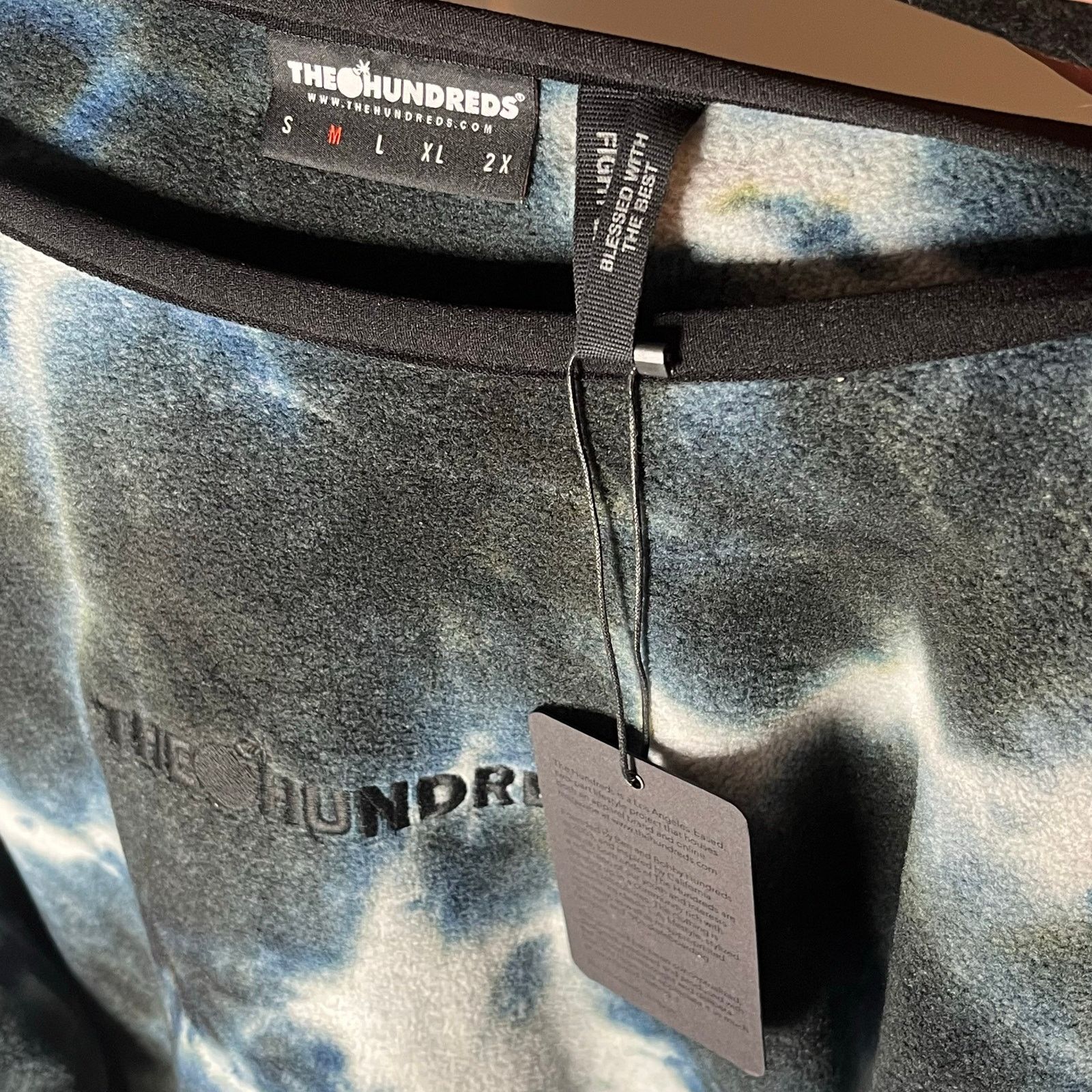 The Hundreds •NWT• THE HUNDREDS ACID TIEDYE Embroidered front Fleece • M Size US M / EU 48-50 / 2 - 10 Thumbnail