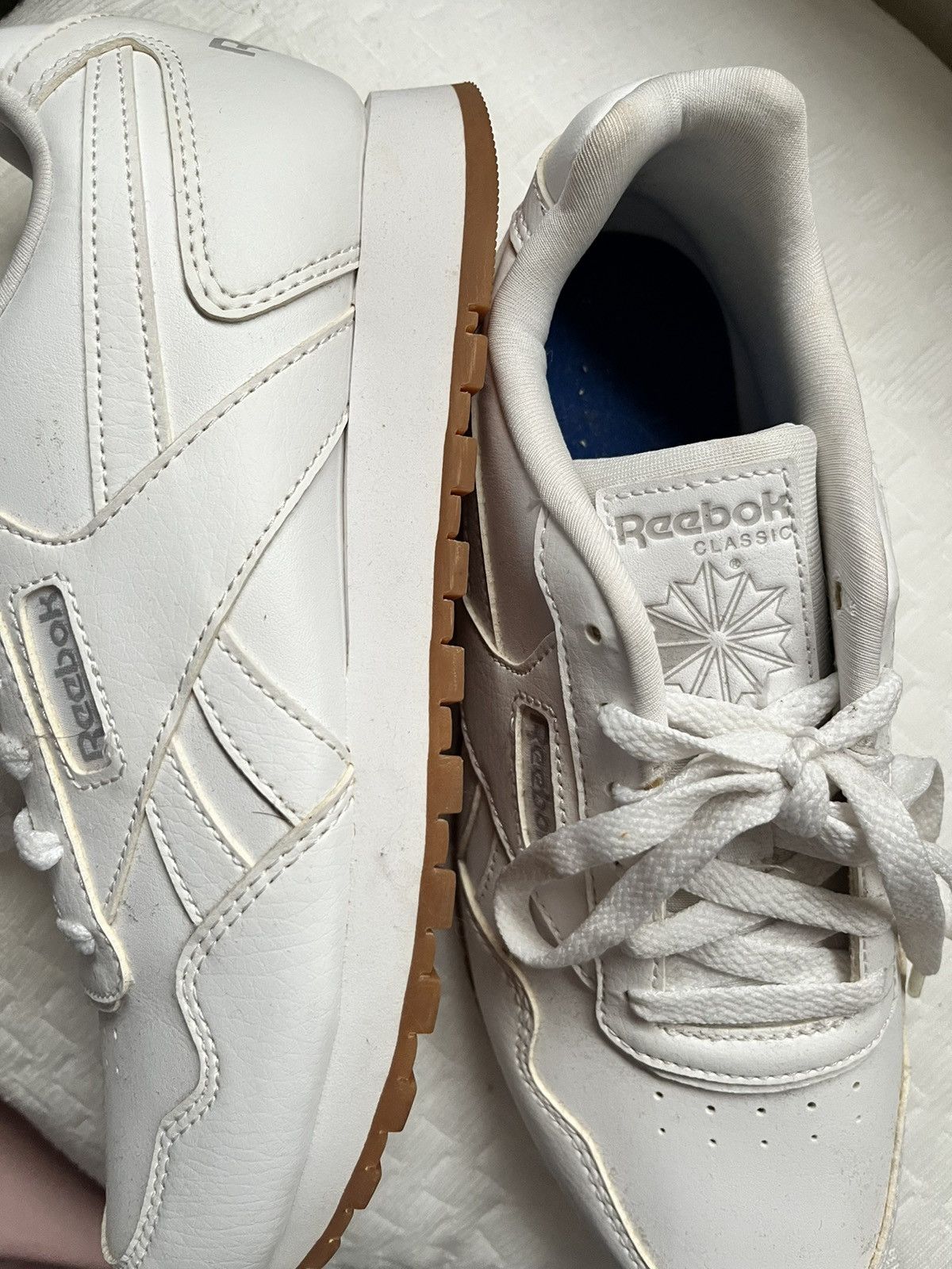 Reebok Really clean Reebok fully laced shoes Size US 7 / EU 40 - 6 Thumbnail
