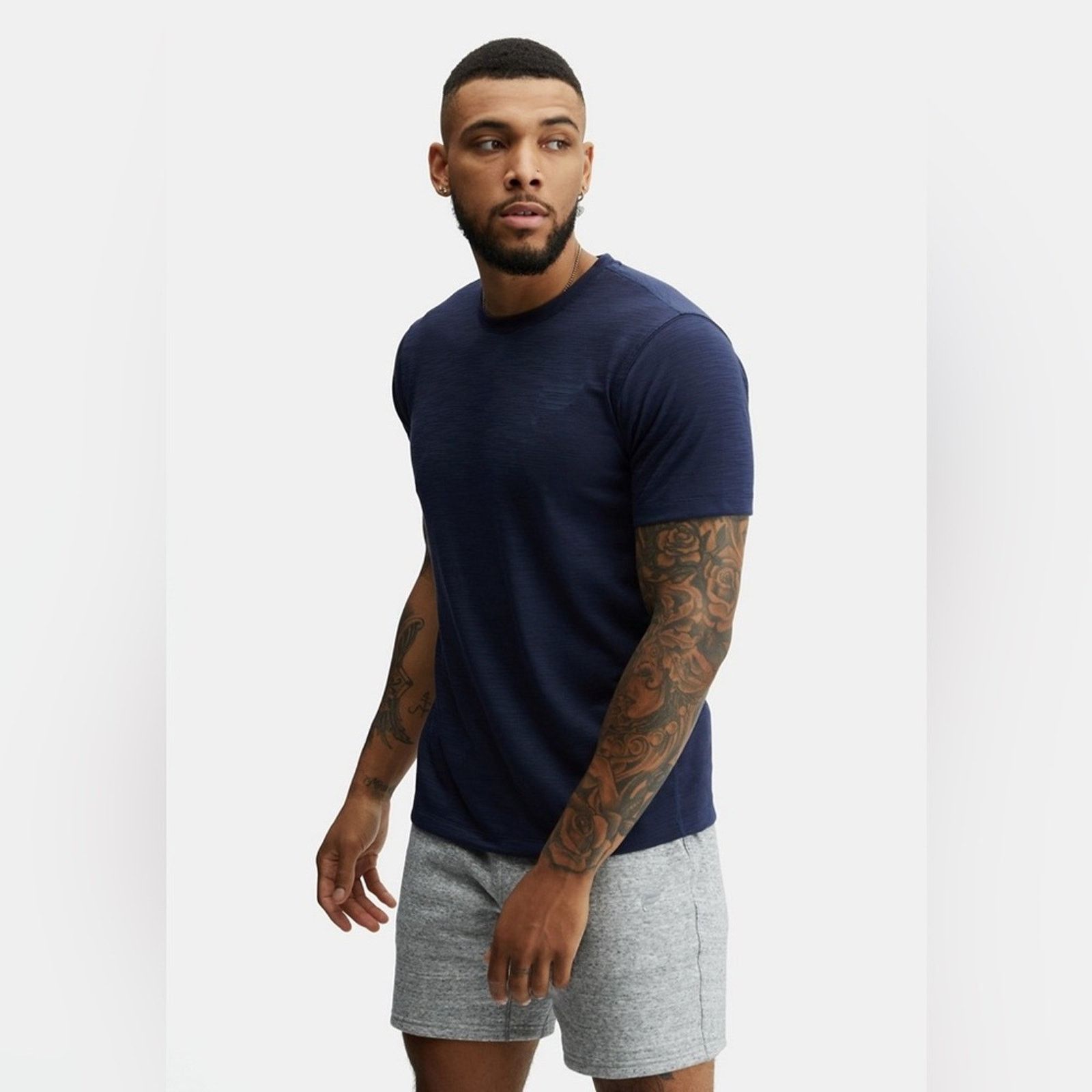 Fabletics MENS FABLETICS Navy Blue Crew Neck Gym Active Tee Shirt Top Size US XS / EU 42 / 0 - 14 Thumbnail