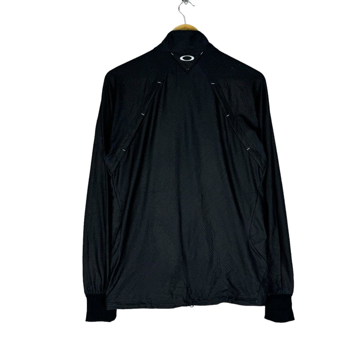 Oakley 🔥OAKLEY PERFORMANCE FIT SURVIVAL LIGHT ZIPPER JACKET Size US M / EU 48-50 / 2 - 11 Thumbnail