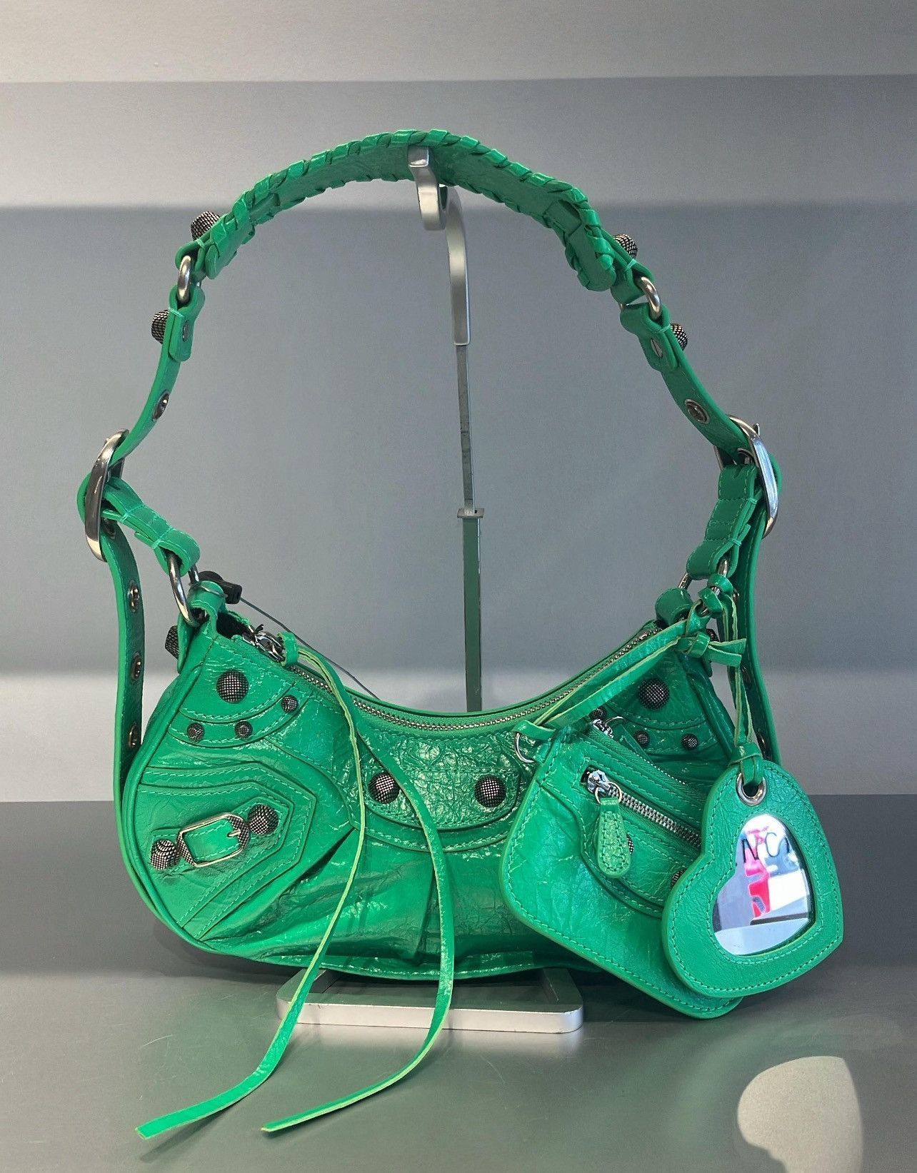 Balenciaga Le Cagole XS Shoulder Bag in GREEN Arena lambskin, aged silver hardware Size ONE SIZE - 1 Thumbnail