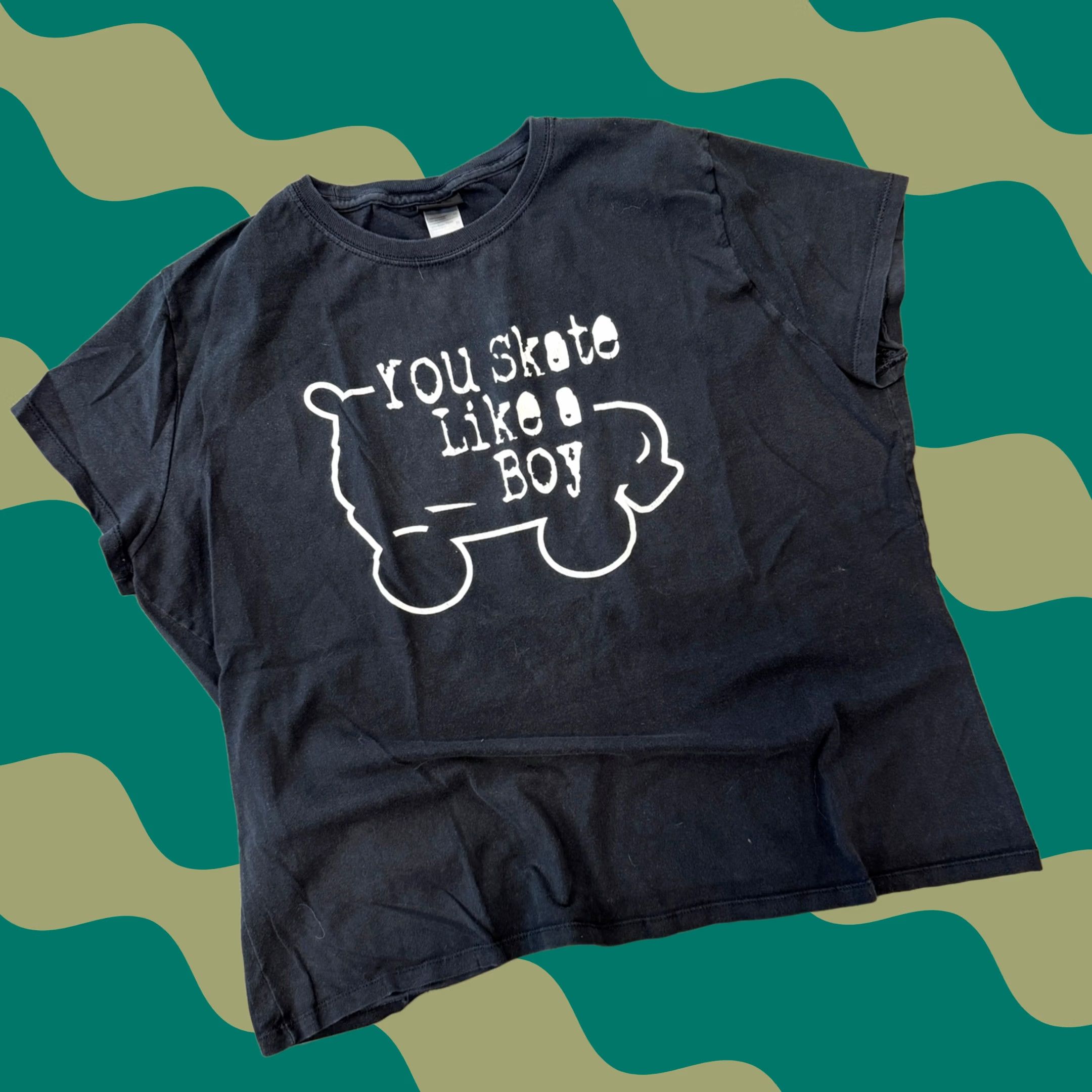 Vintage VINTAGE You Skate Like A Boy Skateboarding Graphic Funny Tee Black M Womens T-Shirt XS? Size M / US 6-8 / IT 42-44 - 1 Thumbnail