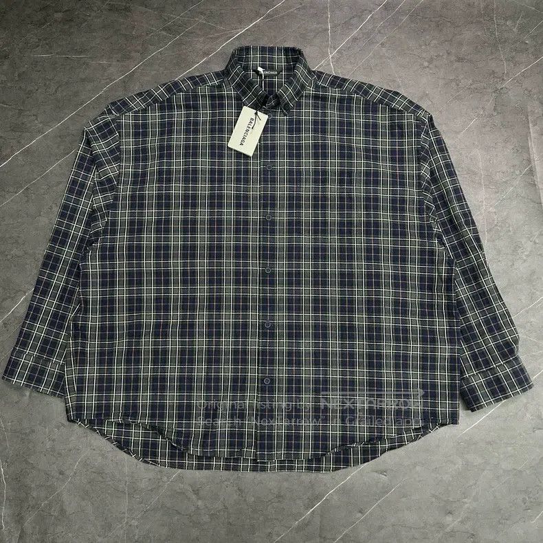 Balenciaga Balenciaga Back letter logo checkered shirt Size US S / EU 44-46 / 1 - 1 Thumbnail