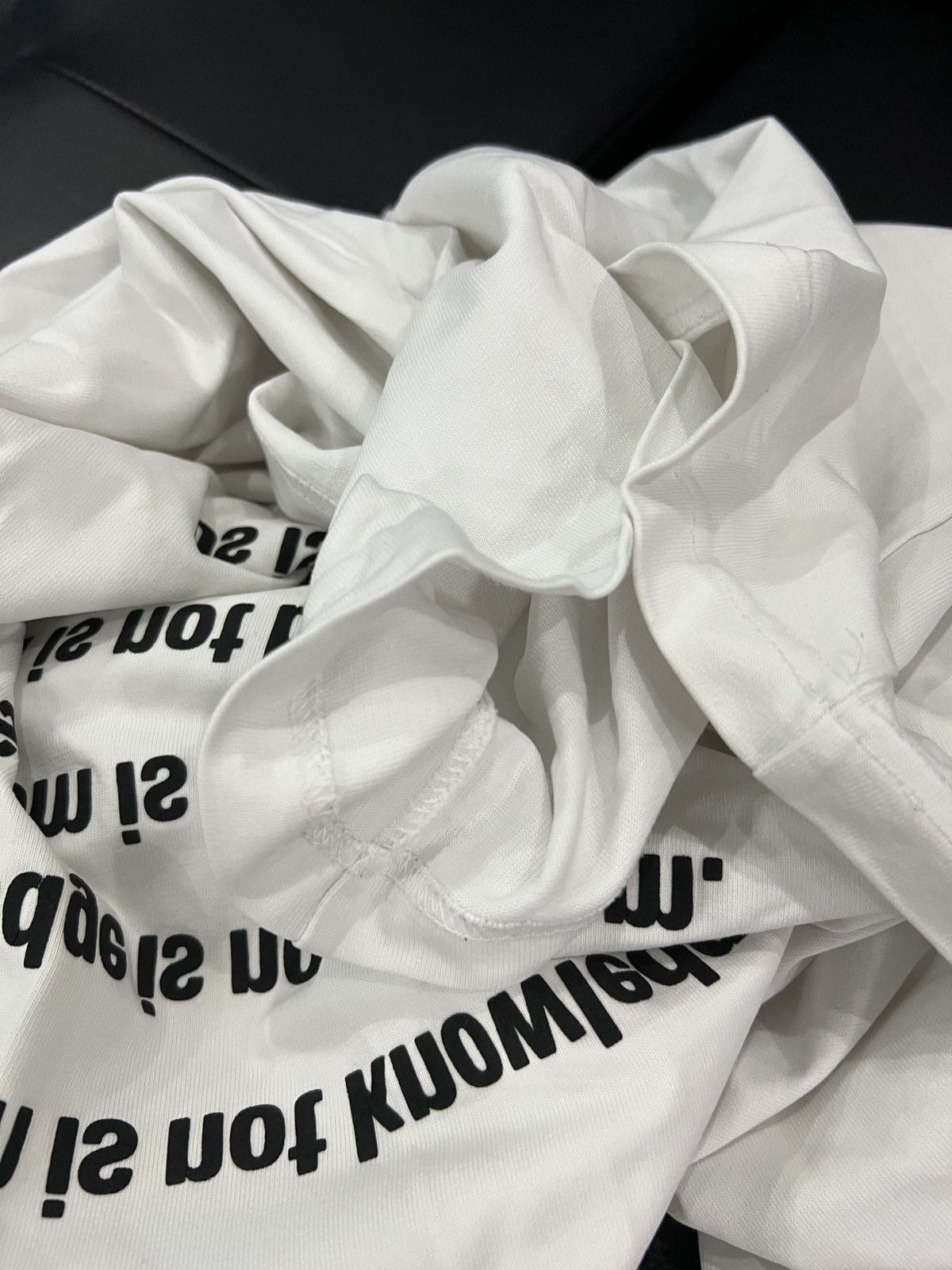 Vetements Vetements FW21 “Information Is Not Knowledge” T-Shirt Size US L / EU 52-54 / 3 - 11 Thumbnail