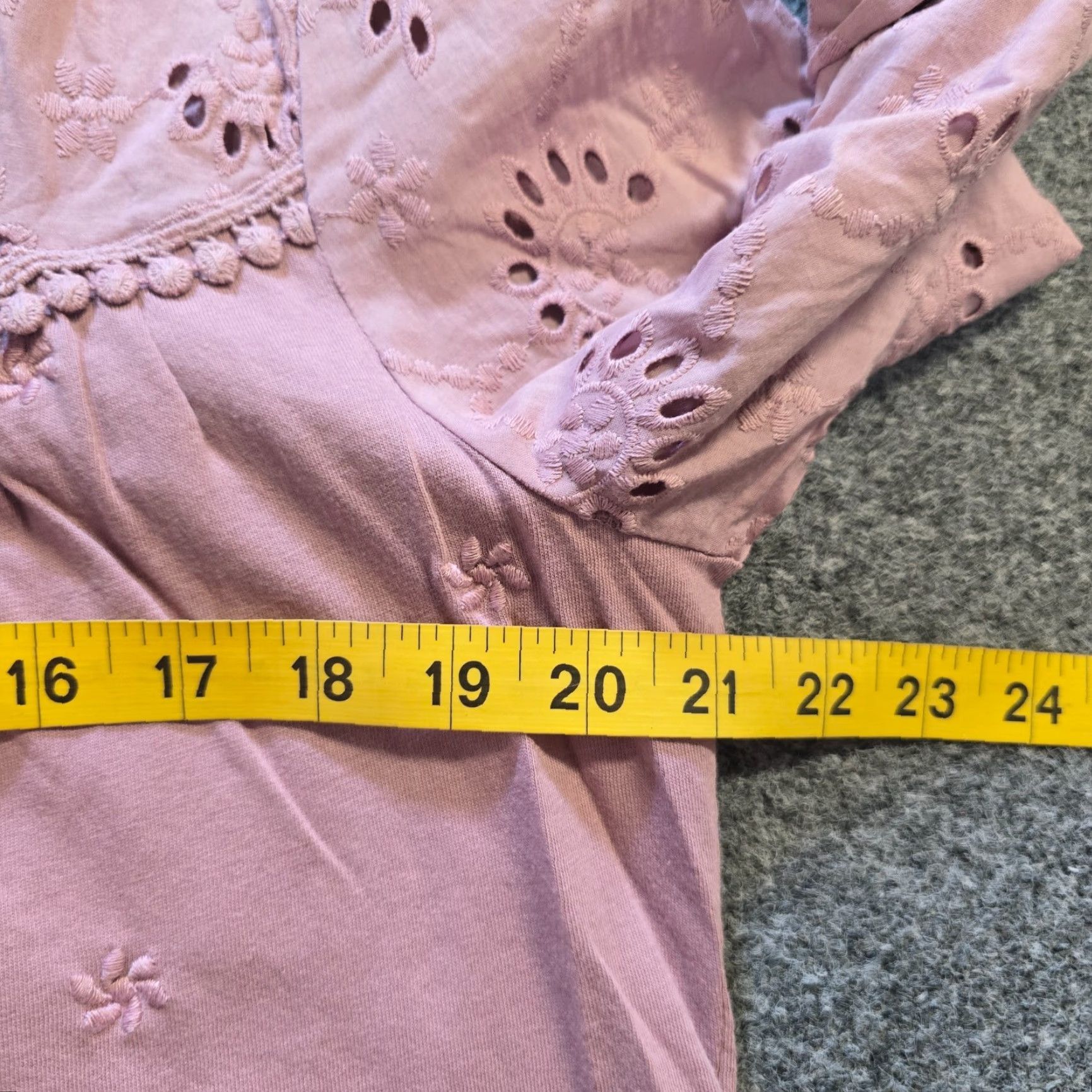 FatFace Fat Face Top Womens Size 10 Pink Peasant V Neck Eyelet Lace Sleeve Boho Casual Blouse Size L / US 10 / IT 46 - 5 Thumbnail