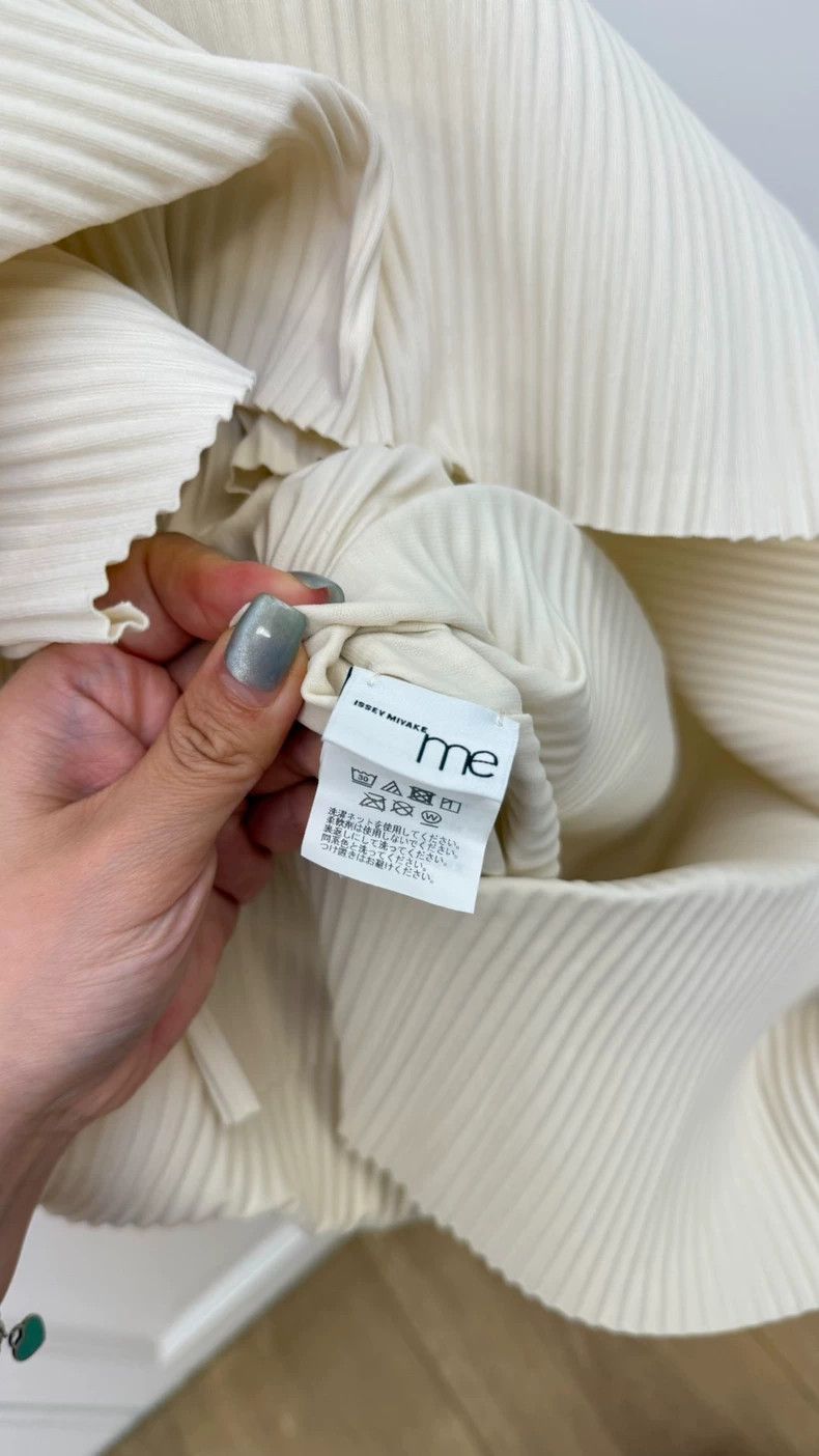 Other Issey Miyake size:one size White round-neck sleeveless dre Size XS / US 0-2 / IT 36-38 - 4 Thumbnail