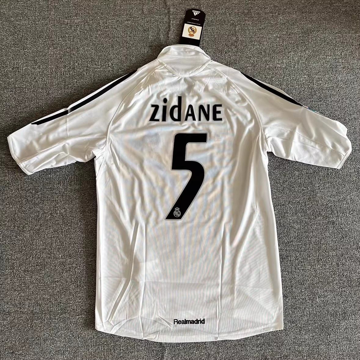 Other 2005 2006 Real Madrid #5 Zidane Jersey Size US XL / EU 56 / 4 - 1 Thumbnail