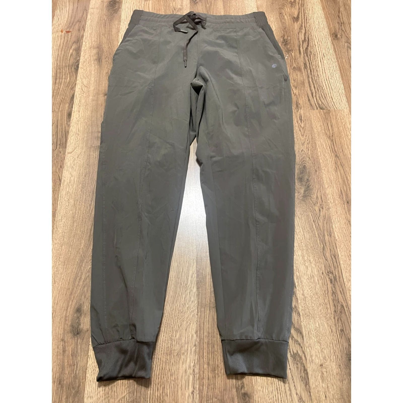 Vintage WE-AR Apana Pants, Women's Size Medium, Green Jogger Pants Tie Waist Athletic Wear, Pants, M, Green, Jogger, Casual, Women Size 32" / US 10 / IT 46 - 2 Thumbnail